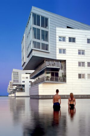 Lakeshore housing The Sphinxes